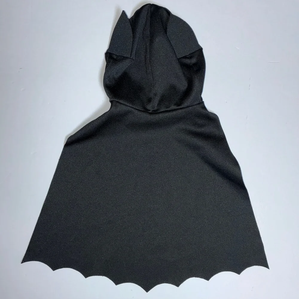 Build-A-Bear‎ Batman Costume 2pc Set Grey Romper Black Hooded Cape DC Comics